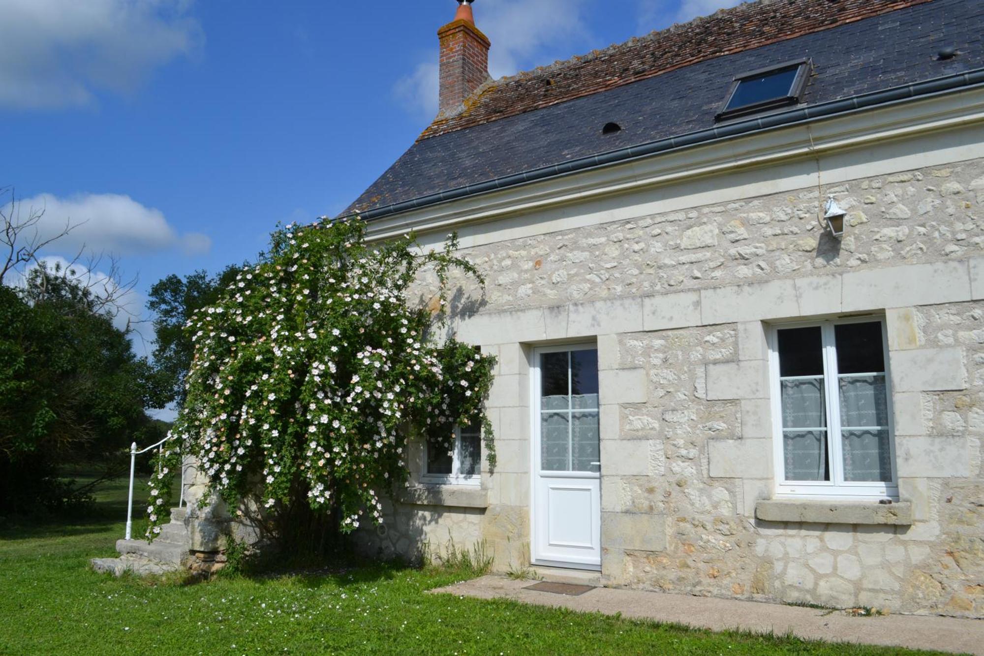 Escale A Villeperdue Chambre Juermala Saint-Epain Exterior photo